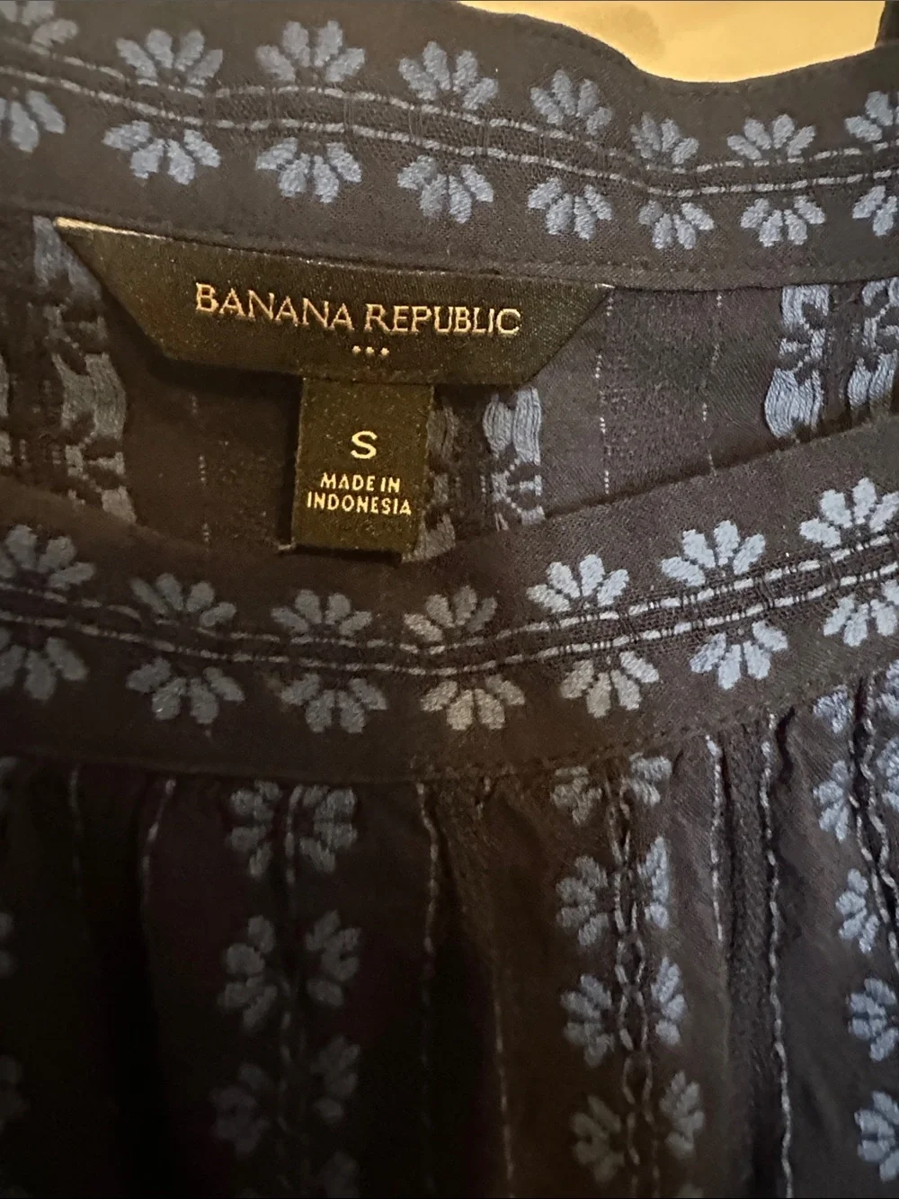 Banana Republic Navy Blue Floral-Stripe Square Neck Puff Sleeve Top